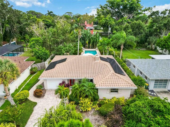 442 N Shore Drive  Sarasota FL 34234 photo