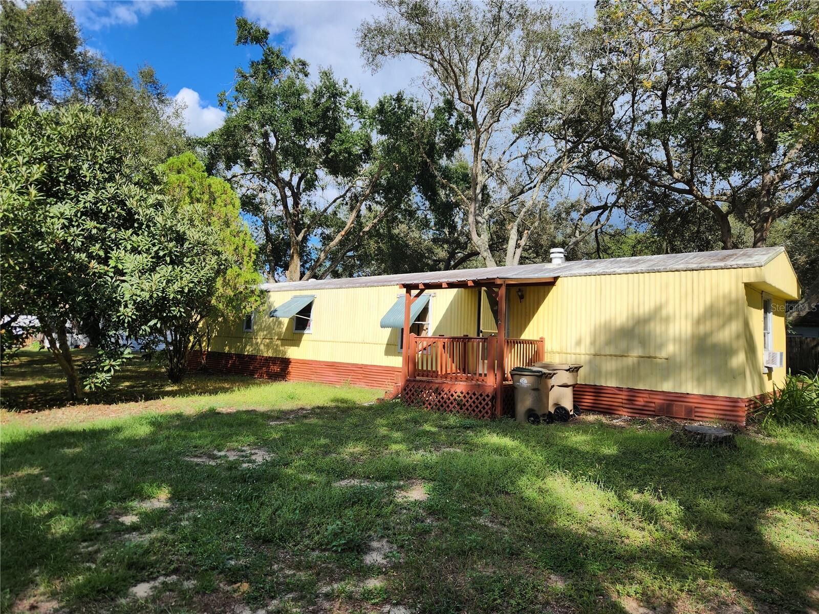 Property Photo:  18842 Triple E Road  FL 34715 