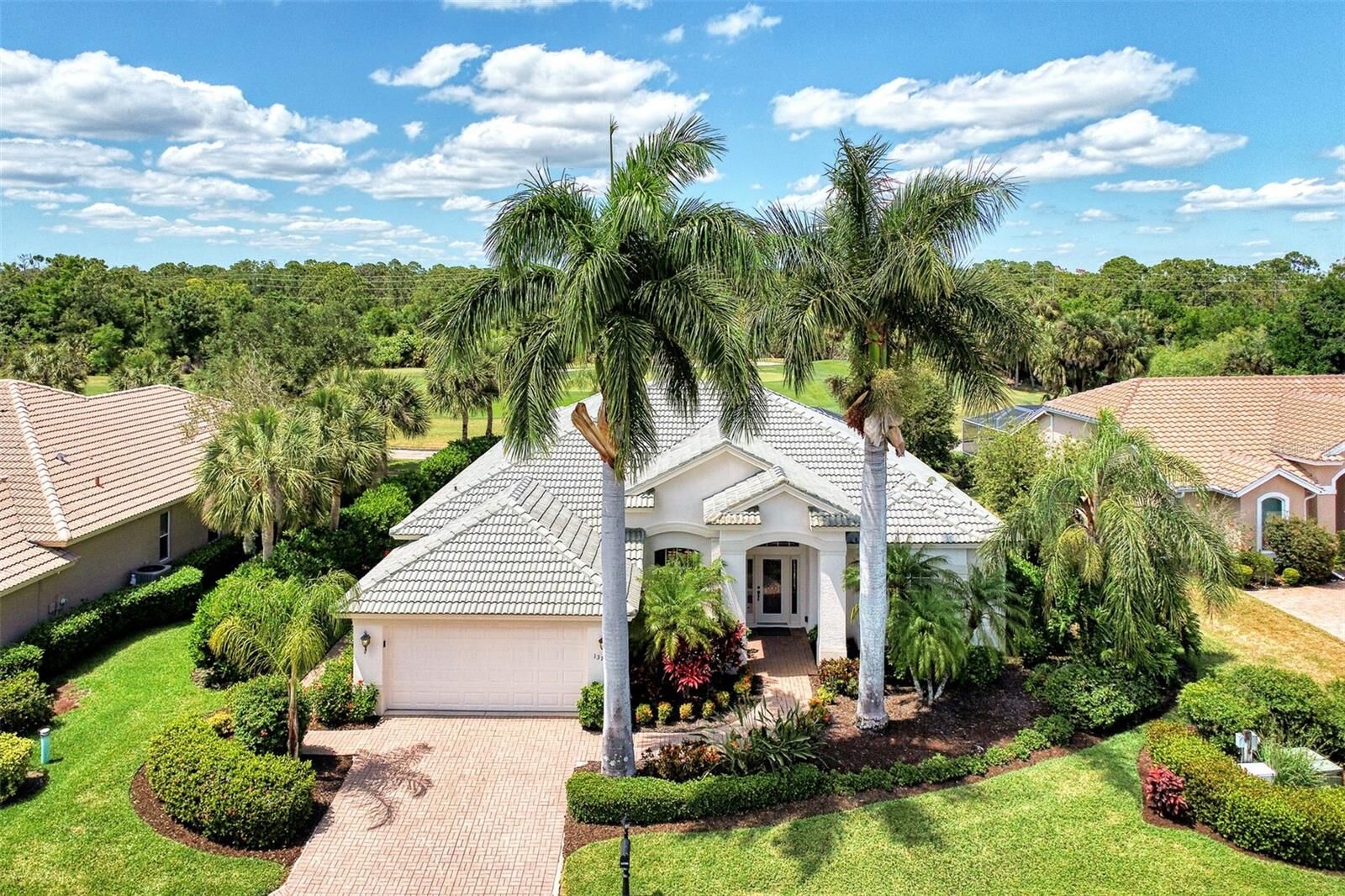 Property Photo: 13760 Long Lake Lane FL 33953
