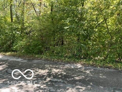 Property Photo:  2960 Sapphire Boulevard  IN 46268 