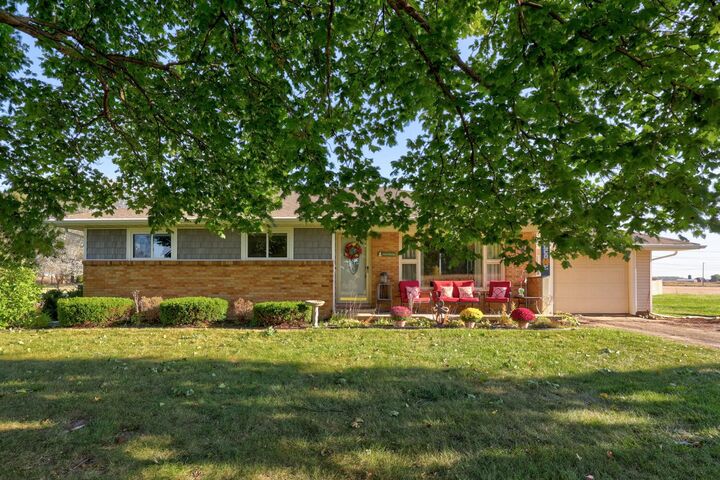 Property Photo:  920 W Vassar Road  MI 48757 