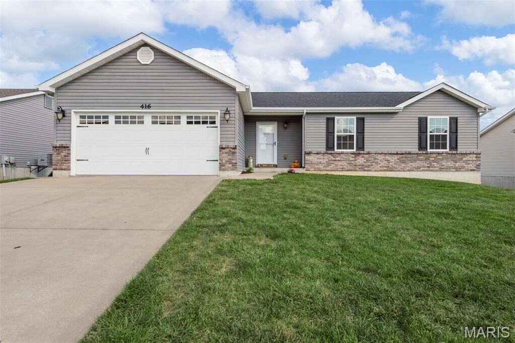 Property Photo:  416 Prairie Creek Drive  MO 63385 