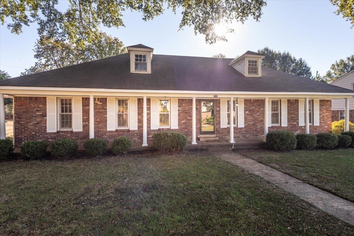 Property Photo:  2354 Glencliff St  TN 38119 