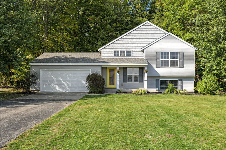 2053 Winston View Drive NE  Cedar Springs MI 49319 photo