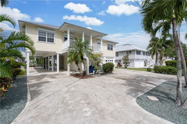 Property Photo: 16295 Boyce Drive FL 33922