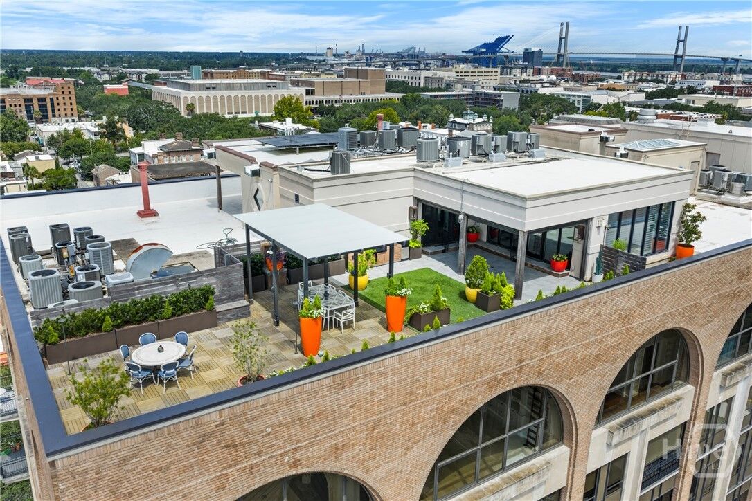 Property Photo:  300 Bull Street 704  GA 31401 