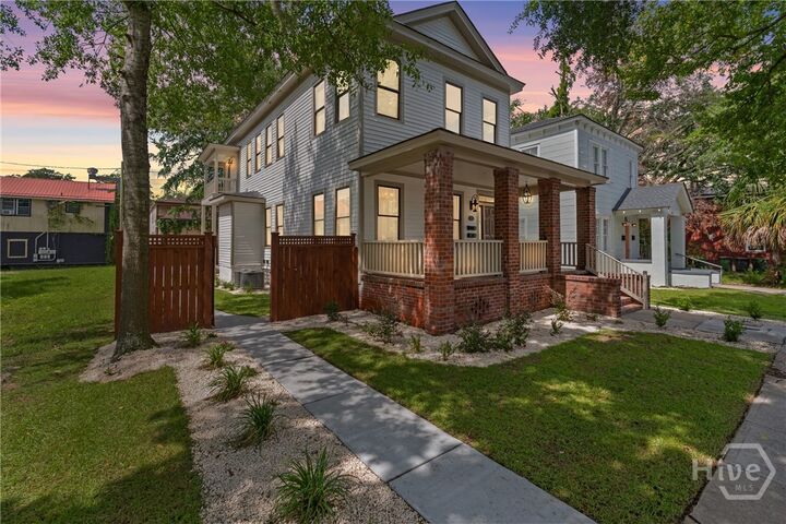 Property Photo: 407 W 35th Street GA 31401