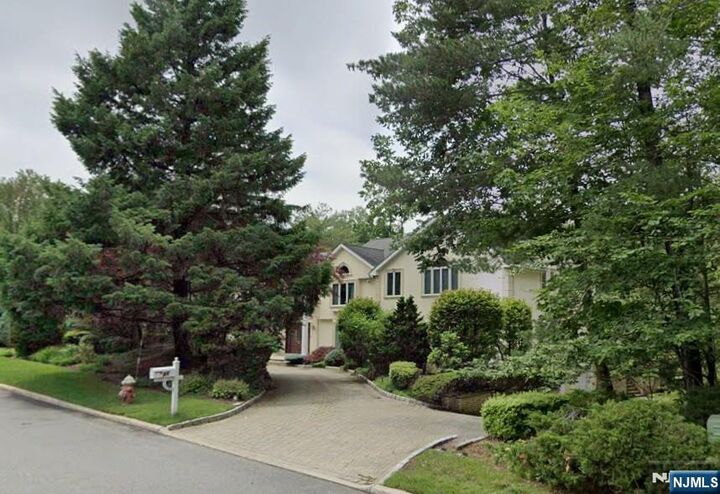 66 Adams Drive  Cresskill NJ 07626 photo