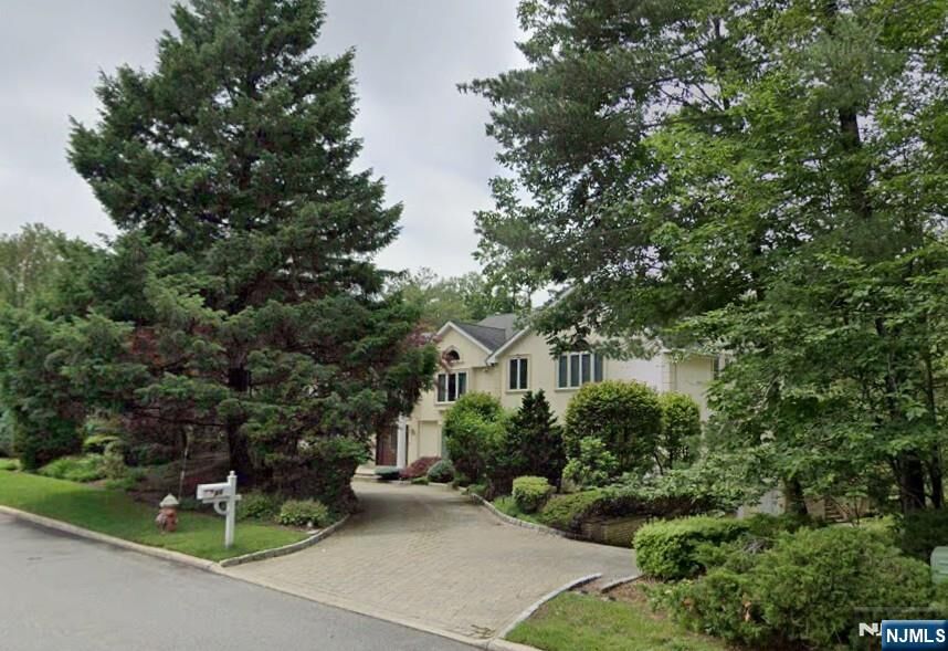 Property Photo:  66 Adams Drive  NJ 07626 