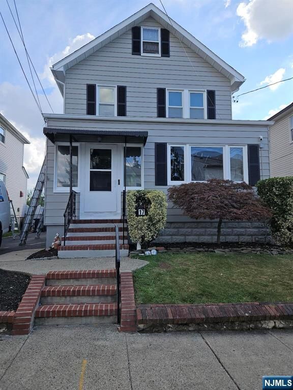 Property Photo:  17 Bayliss 1  NJ 07031 