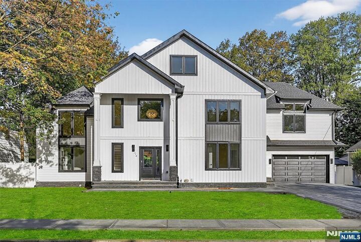112 Ackerman Avenue  Ramsey NJ 07446 photo