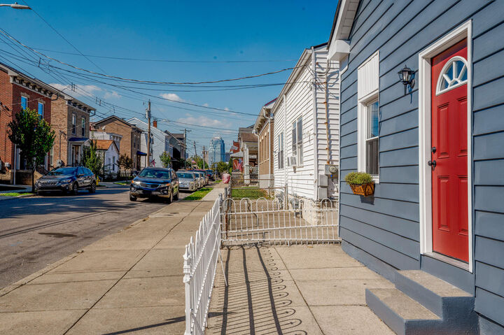 Property Photo:  835 Ann Street  KY 41071 