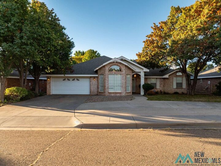 Property Photo: 1113 Rosewood Drive NM 88101