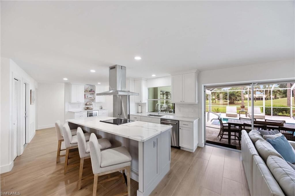 Property Photo:  9905 Treasure Cay Ln  FL 34135 