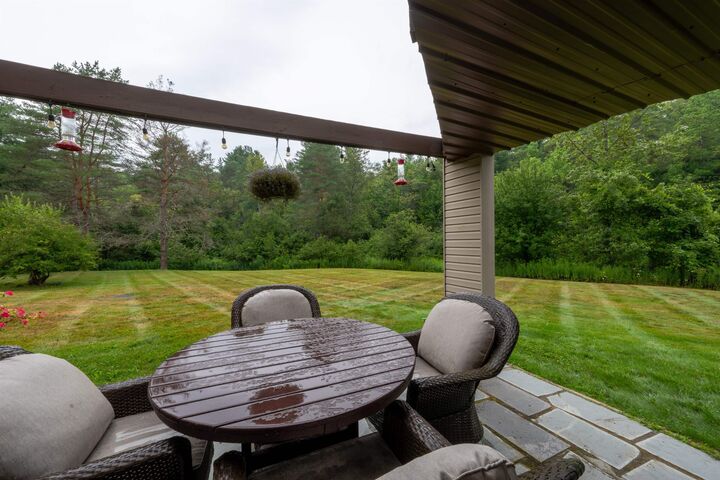 Property Photo: 42 Heritage Condo Way VT 05091