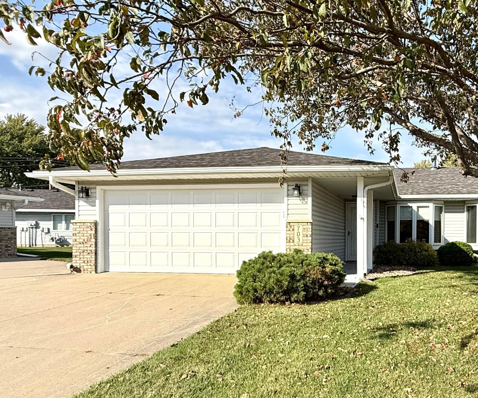 Property Photo:  703 W Veterans Memorial Highway  MN 55944 