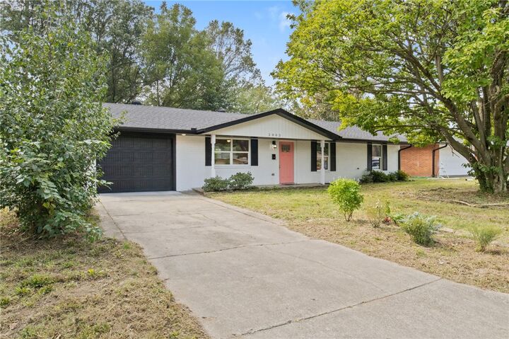 Property Photo: 2003 Dee Avenue AR 72762