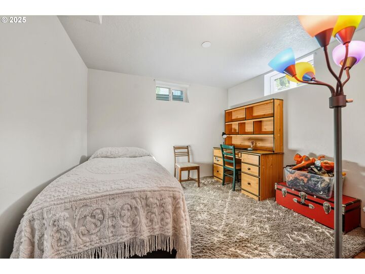 Property Photo: 16110 SE Clay St OR 97233