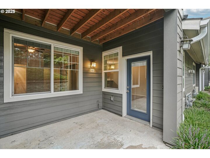 Property Photo:  10800 SE 17th Cir 222  WA 98664 
