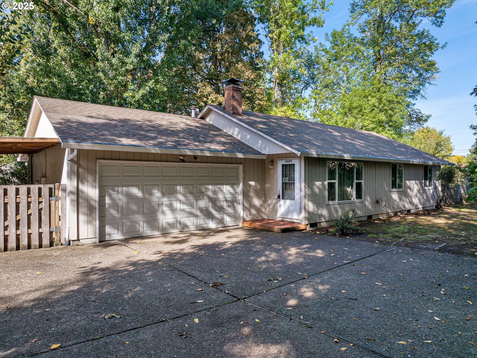 Property Photo: 16375 SW Blanton St OR 97078