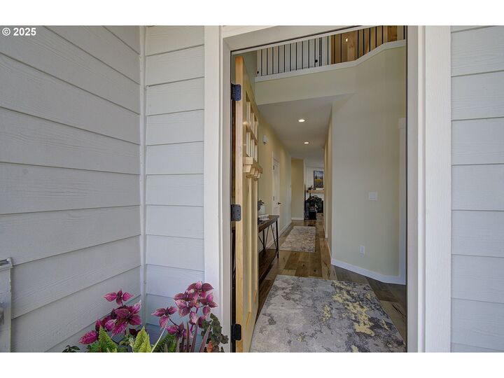 Property Photo:  2706 SE 22nd Ave  WA 98604