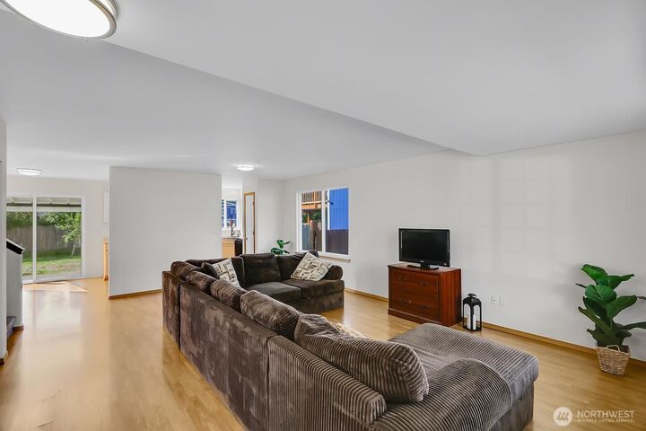 Property Photo:  4822  106th Street NE  WA 98270 