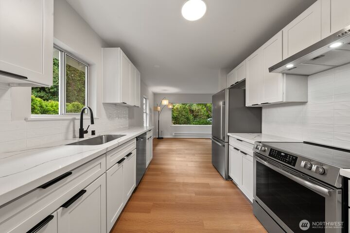 14728  32nd Avenue NE  Shoreline WA 98155 photo