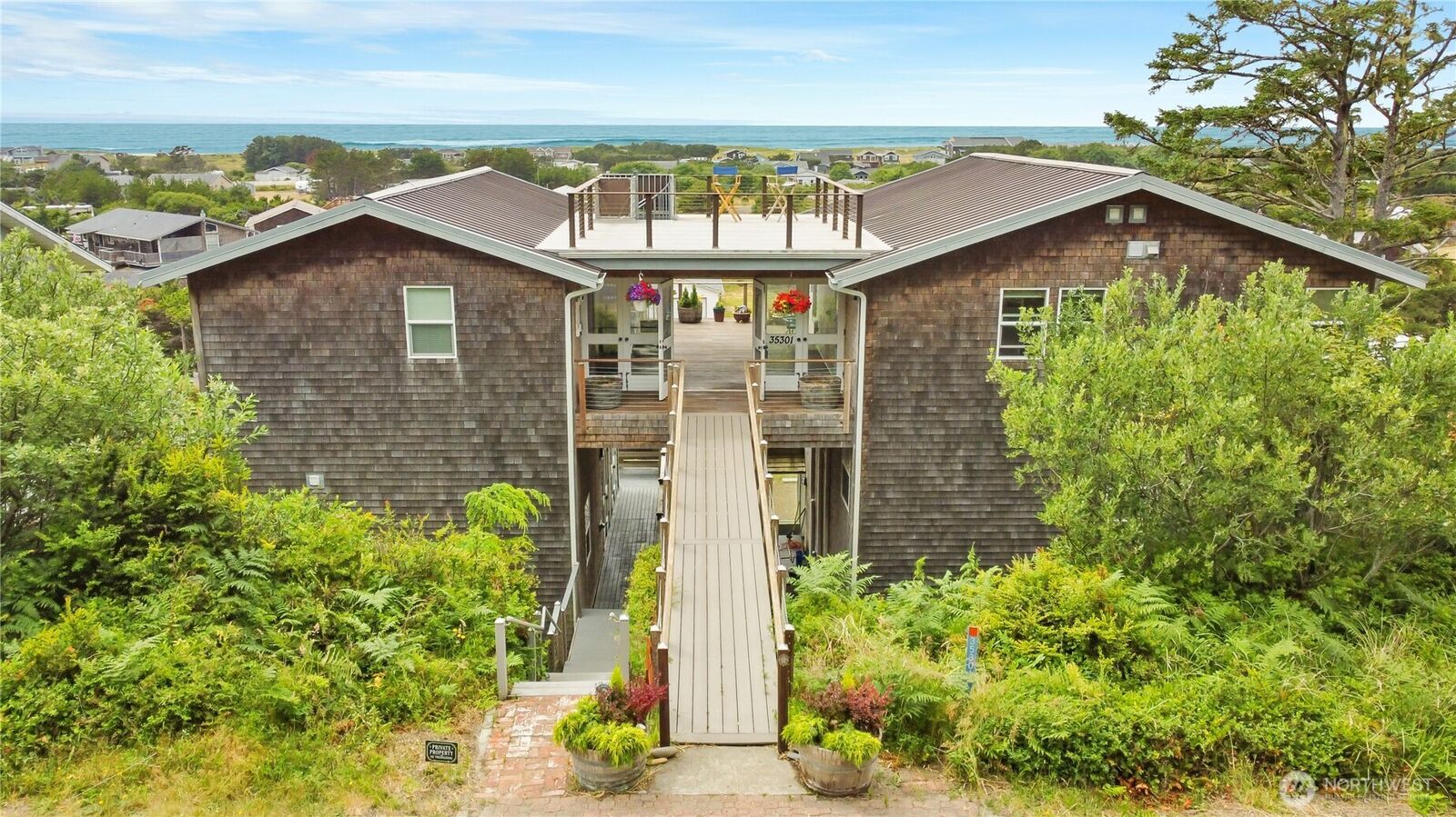 Property Photo: 35302 I Place WA 98640