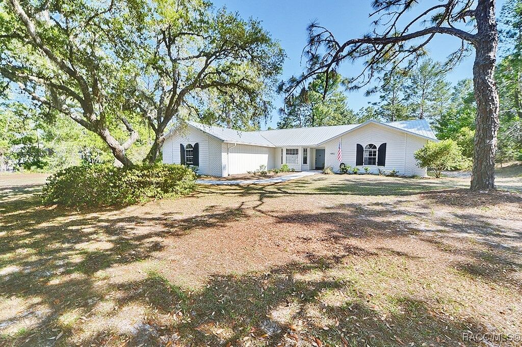 Property Photo:  4082 W Alamo Drive  FL 34465 