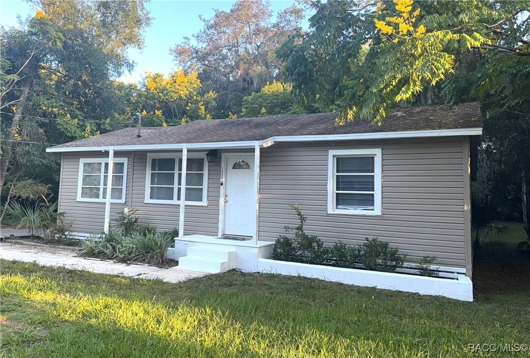Property Photo:  1006 Leroy Bellamy Road  FL 34450