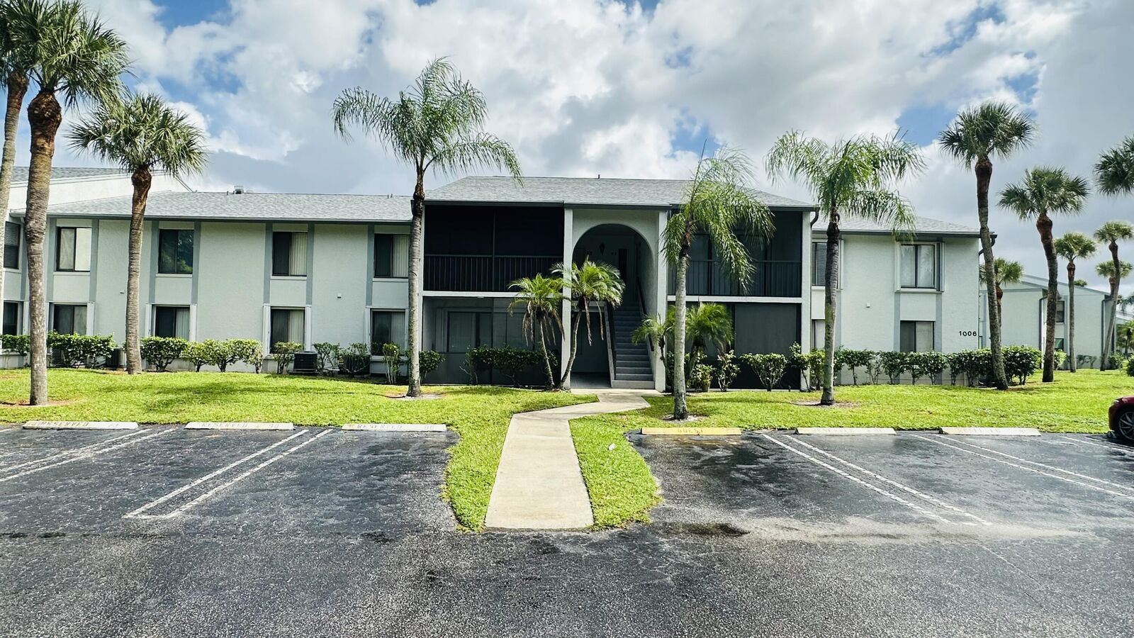 Property Photo:  1006 Green Pine Boulevard H2  FL 33409 