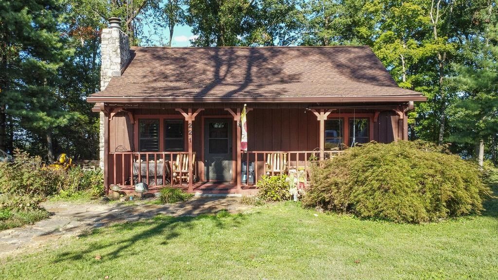 Property Photo: 221 Lake Bluff Lane KY 42164