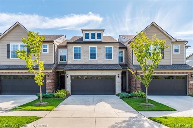 Property Photo: 2090 Addison Circle MI 48390