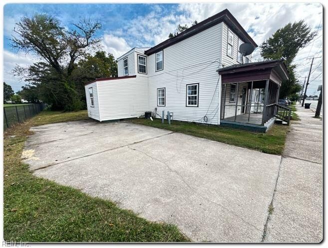 Property Photo: 2803 Elm Ave VA 23704
