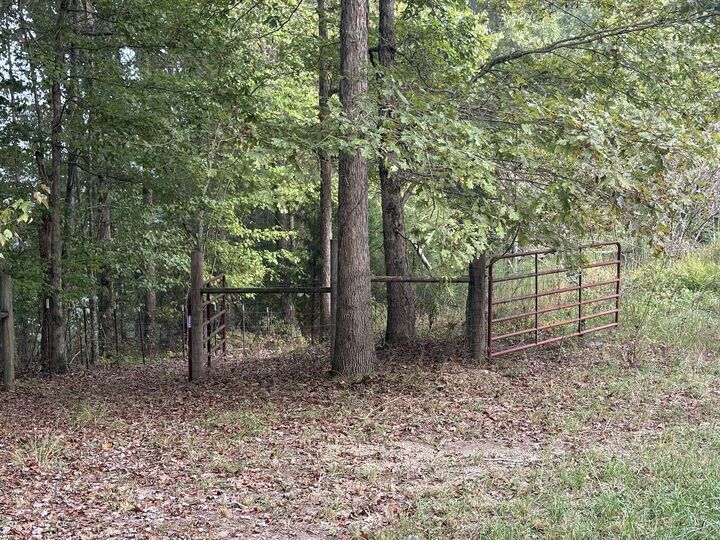 Property Photo:  393 Humphreys Road  TN 37846 
