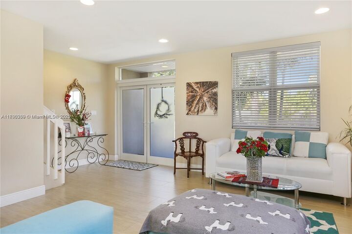 Property Photo:  1632 NE 110th St 1  FL 33161 