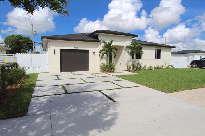 Property Photo: 14980 Buchanan St FL 33176