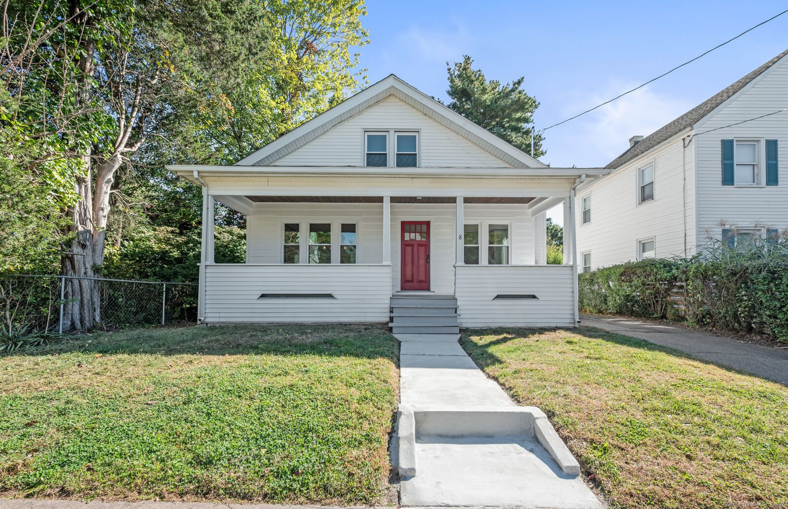 Property Photo:  8 Aramamet Street  CT 06095 