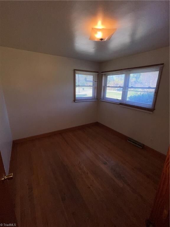 Property Photo: 260 Old Hollow Road NC 27105