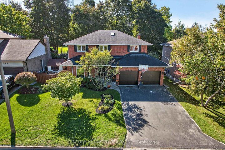 Photo de la propriété:  1309 Scollard Drive  ON K9H 7K7 