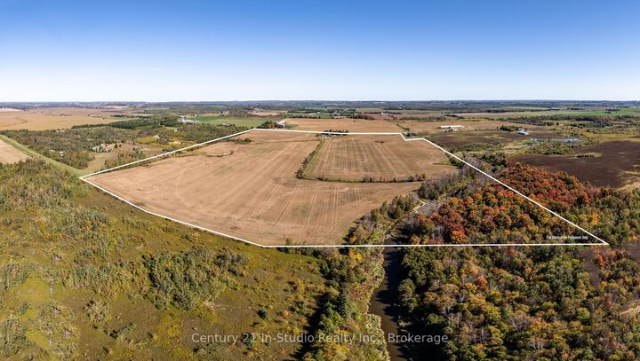 Photo de la propriété:  374518 6th Line  ON L9W 0M7 