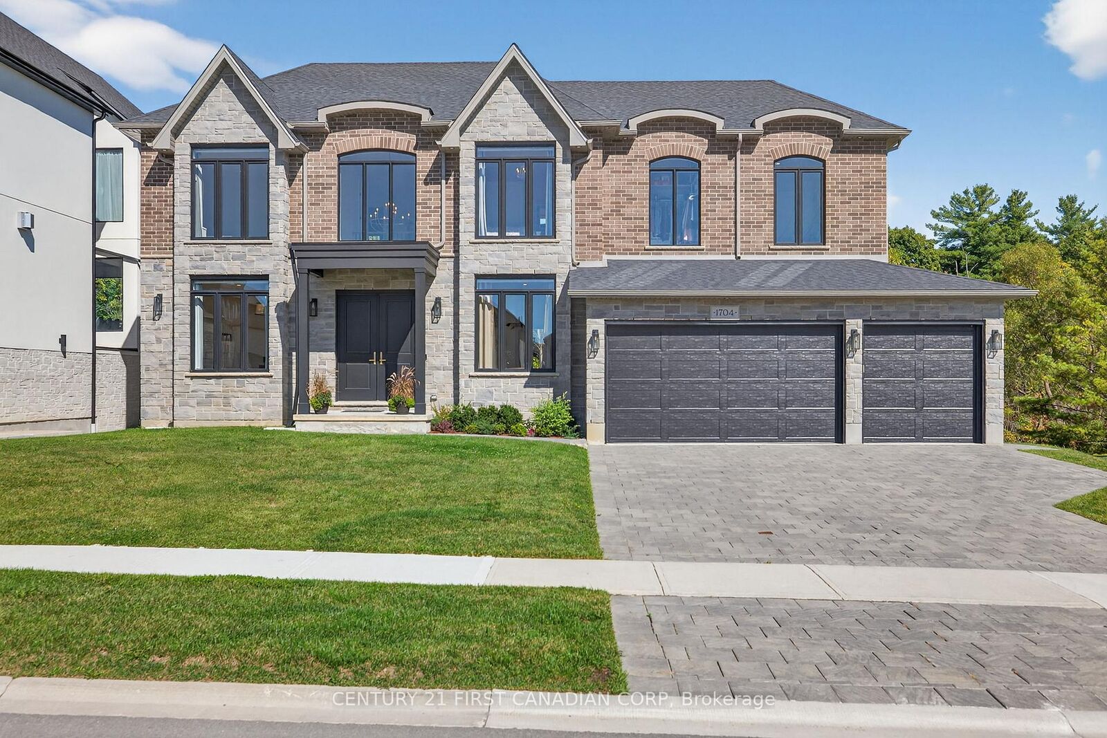 Property Photo: 1704 Upper West Avenue ON N6K 0K6