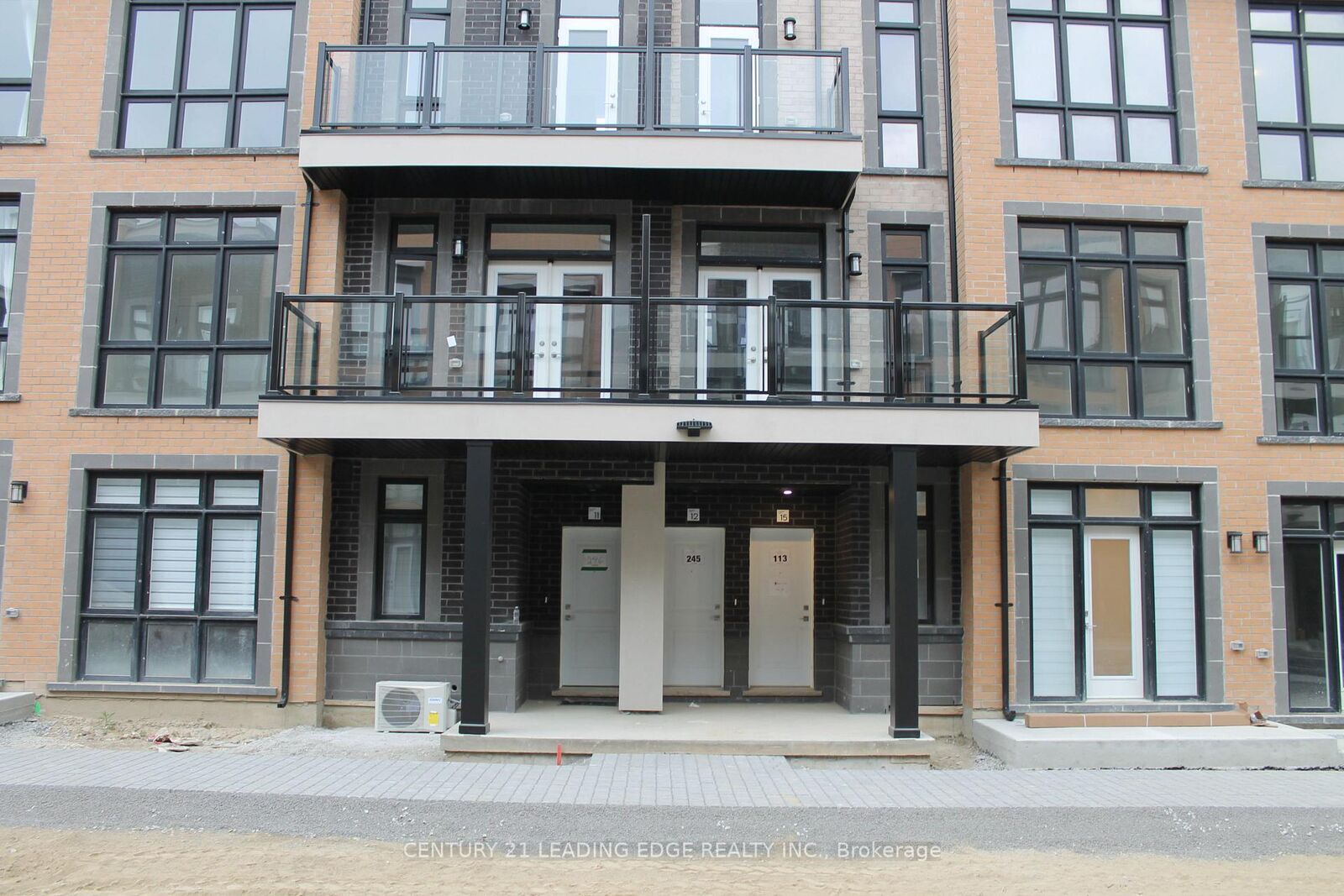 Property Photo: 8 Sayers Lane 15 ON L4E 1J4