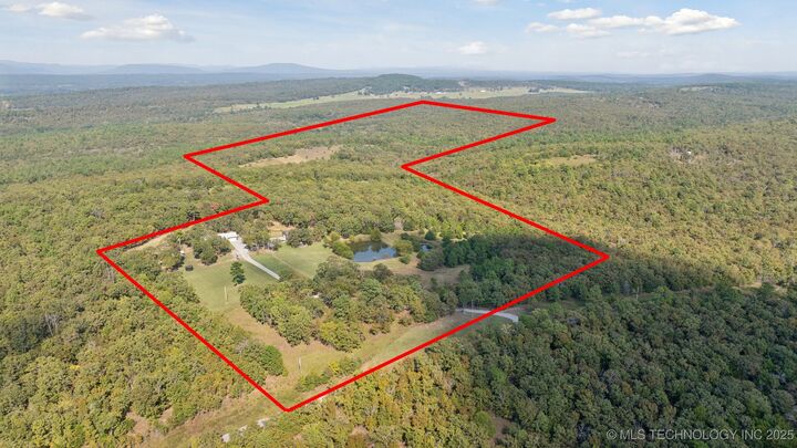 Property Photo:  3340 SE 1083 Road  OK 74563 