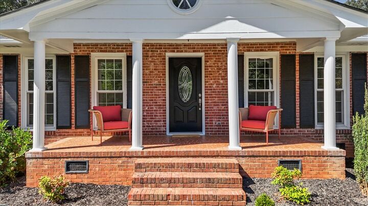 Property Photo:  208 Briarwood Drive  SC 29627 