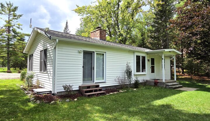 13462 W Shore Drive  Millersburg MI 49759 photo