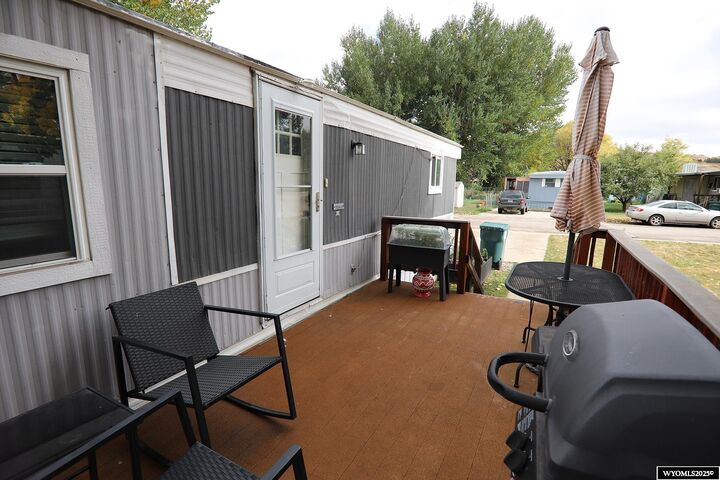 Property Photo: 5901 Coffeen Lot 10 Avenue WY 82801