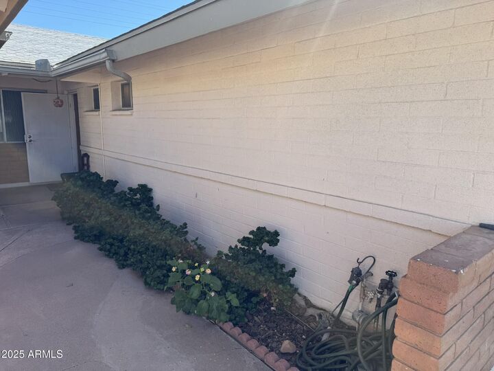 Property Photo:  3021 S Kenneth Place  AZ 85282 