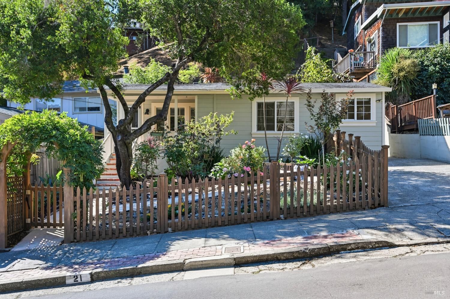Property Photo: 21 Rosemont Avenue CA 94960