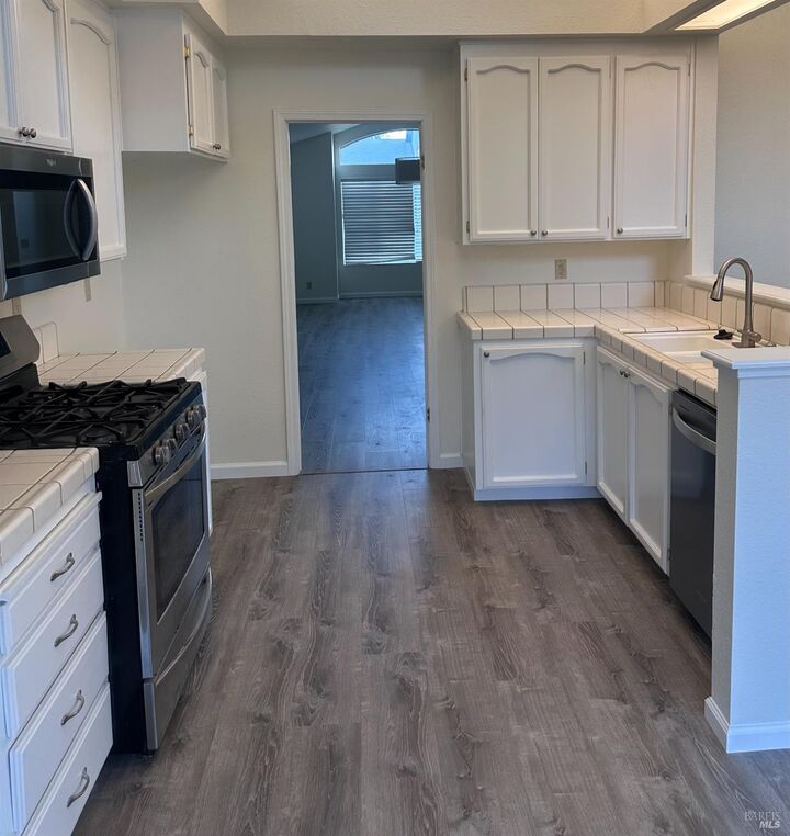 Property Photo: 1514 Mallory Place CA 94928